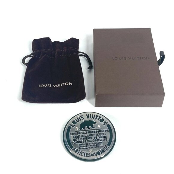 LOUIS VUITTON Not for sale Novelty logo Accessories Brooch - Picture 8 of 10